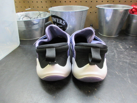 Used Jordan Kids 23/7 Sneakers - Size Youth 2