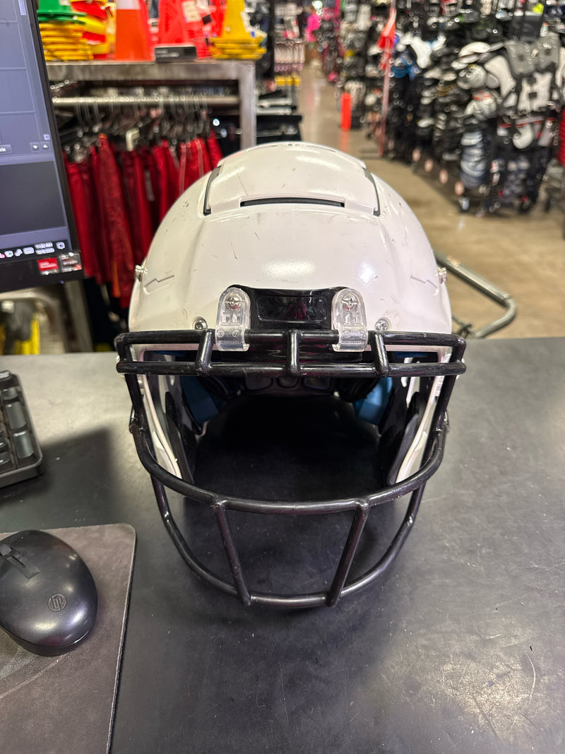 Load image into Gallery viewer, Used Schutt F7 VTD Collegiate Football Helmet Size Large Szn of Play 2024
