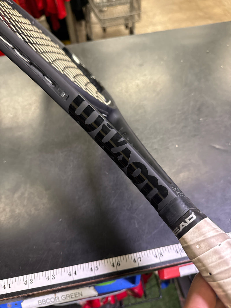 Load image into Gallery viewer, Used Wilson Pro Staff The Roger Federer Autograph v.11 Tennis Raquet
