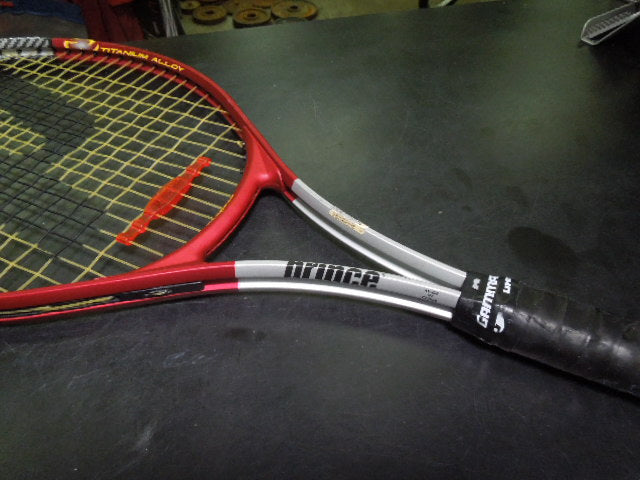 Load image into Gallery viewer, Used Prince Force 3 26.5" Tennis Racket with Sleeve

