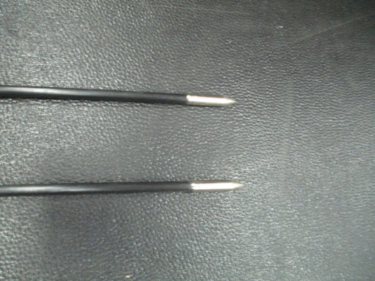 Used 31" Black/Red Arrows Set Of 2