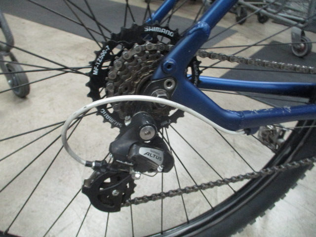 Load image into Gallery viewer, Used Specialized Crosstrail 29&quot; 21 Speed Hybrid Bicycle
