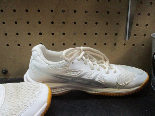 Used Asics Upcourt 6 Road Tested Sneaker - Size 6