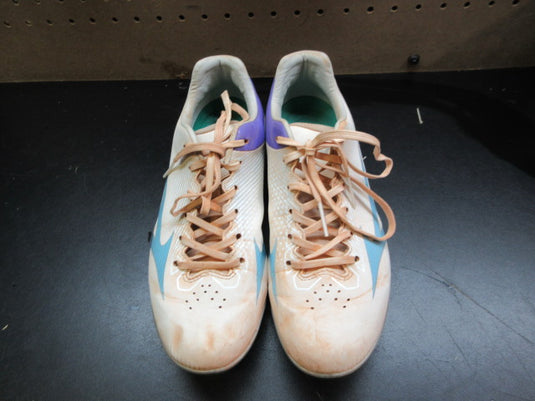 Used Mizuno Wave Finch Lightrevo Women's Molded Softball Cleats - Size 9