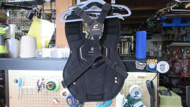 Load image into Gallery viewer, Used Champro Catchers Chest Protector
