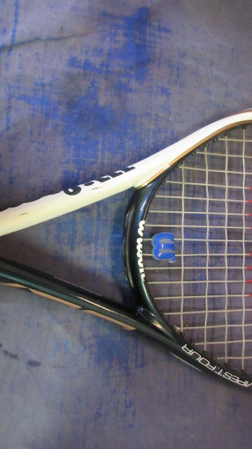 Load image into Gallery viewer, Used Wilson BLX Tempest.Four 27&quot; Tennis racquet - slight wear
