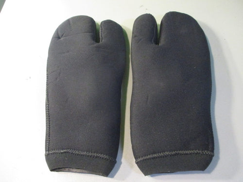 Used Used Cold Water Neoprene Gloves Size Large