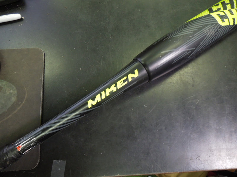 Load image into Gallery viewer, Used Miken Chaos Slowpitch Softball Bat 34 in 28 oz -6
