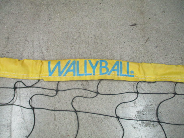 Load image into Gallery viewer, Used  Walleyball Net 16 Ft X 3 Ft W/ Blue Carry Bag
