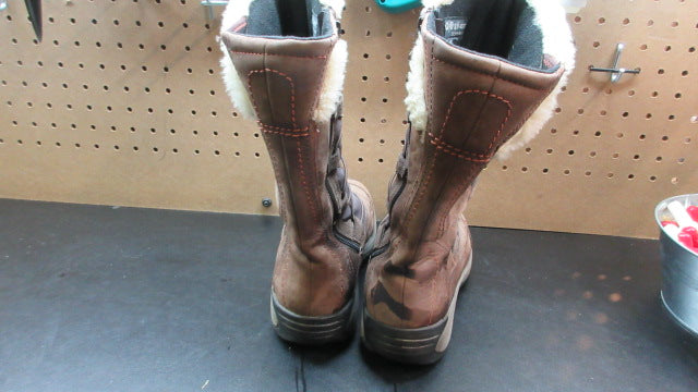 Load image into Gallery viewer, Used Merrell Water Proof Winter Snow Boots - 7

