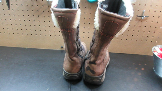 Used Merrell Water Proof Winter Snow Boots - 7