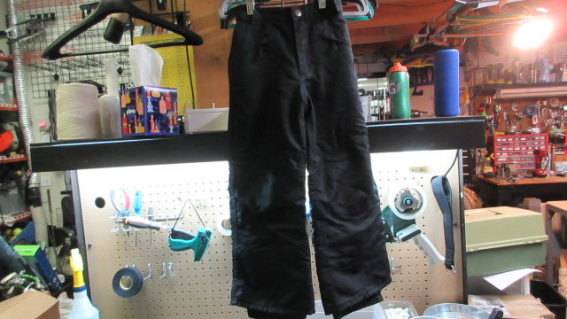 Load image into Gallery viewer, Used Cherokee Winter Snow Pants - Size Small
