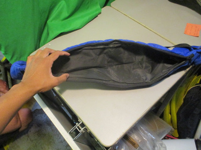 Load image into Gallery viewer, Used Joe Camel Pool Cue Bag
