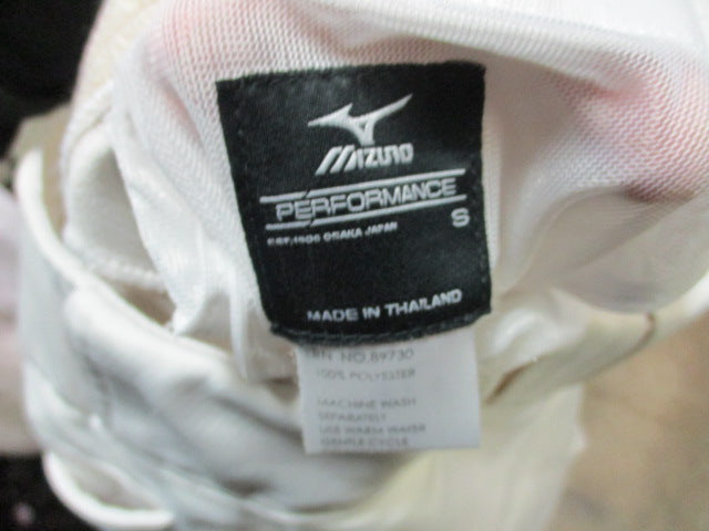 Load image into Gallery viewer, Used Mizunio Knickers Adult Small Baseball Pant

