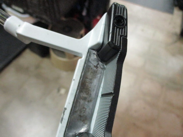 Load image into Gallery viewer, Used Taylormade Spider Blade 12 Lefty 34&quot; Putter
