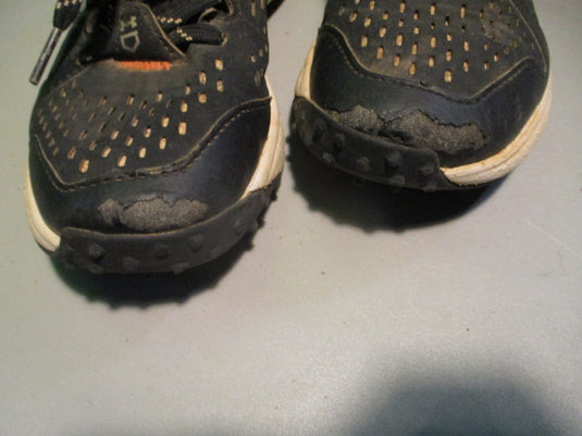 Used Under Armour Charged Turf Shoes Size 3Y