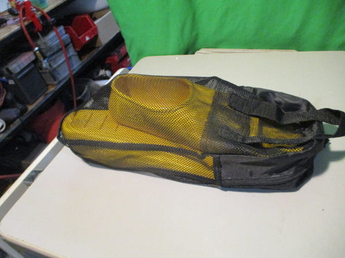 Used Fins Zoomers Gold Short Blade Size 7.5 - 8.5  Mens Training Fins