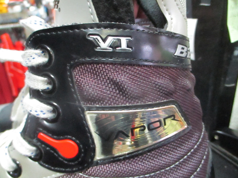 Load image into Gallery viewer, Used Bauer Vapor VI Size 3.5 Hockey Skates
