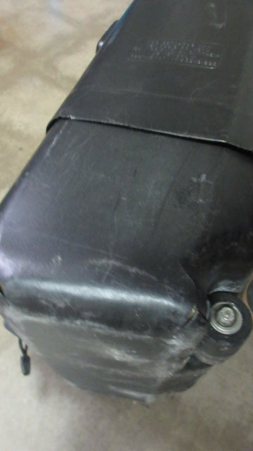 Load image into Gallery viewer, Used SportTube Double Ski Hard Case Wit Wheels (SOME DAMAGE)
