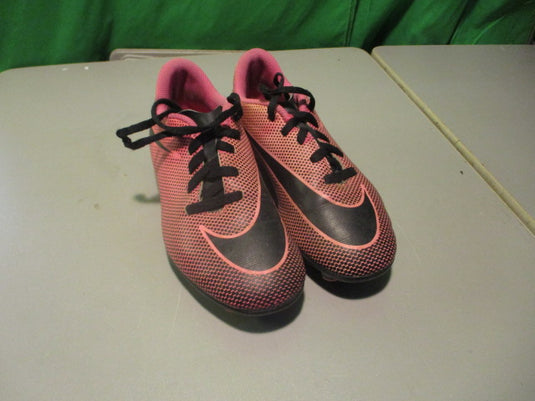Used Nike Cleats Size 1y