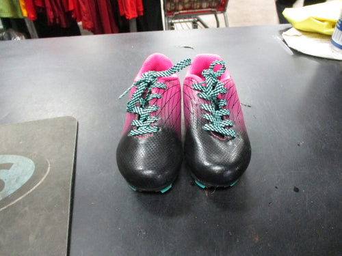 Used DSG Size 8K Soccer Cleats