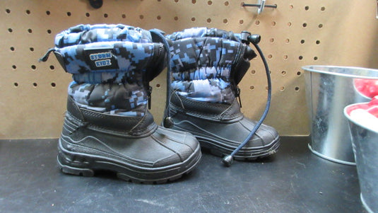 Used Storm Kidz Winter Snow Boots - Size 5T