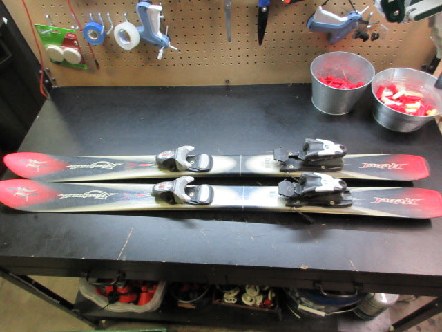 Load image into Gallery viewer, Used Rossignal Rebel 110cm Ski
