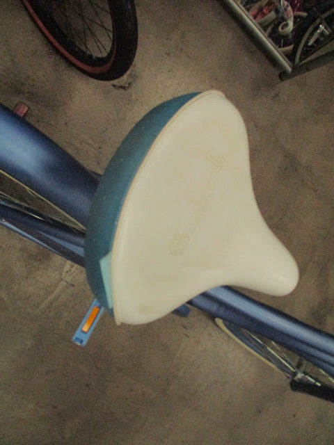 Load image into Gallery viewer, Used Huffy Cranbrook 24" Blue Cruiser
