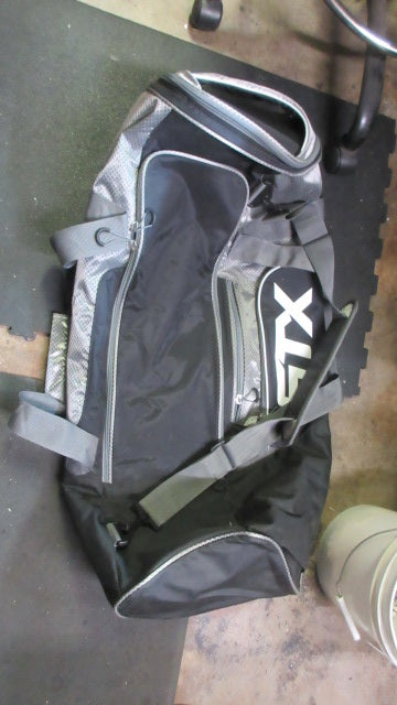 Load image into Gallery viewer, Used STX Challenger 36&quot; Equipment Bag - small stain in bag
