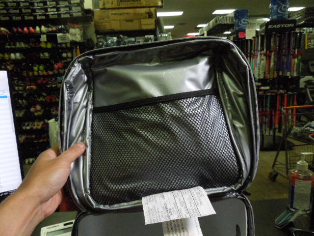 Load image into Gallery viewer, Used Coleman Wheeled Cooler with Stoarge Pockets
