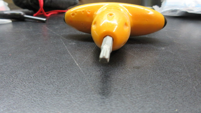 Load image into Gallery viewer, Used TaylorMade Driver Head Tool
