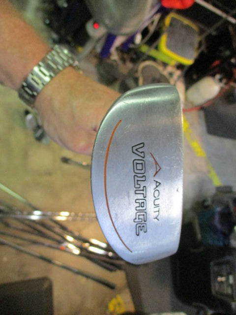 Used Acuity Voltage RH 35