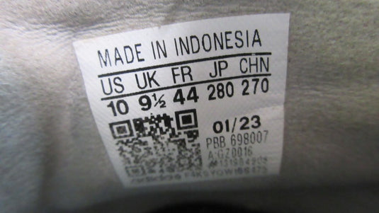 Used Adidas Predator Soccer Cleats - Size 10