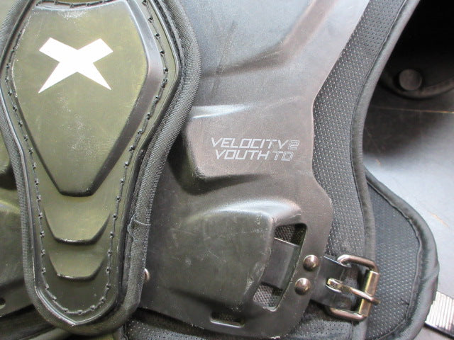 Load image into Gallery viewer, Used Xenith Velocity 2 Youth TD Football Shoulder Pads - Size Medium
