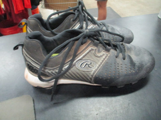 Used Rawlings Size 5 Cleats
