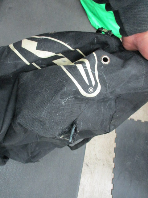 Load image into Gallery viewer, Used VIC Hockey Equipment Bag (Has Wear)
