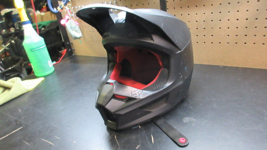 Used Fox MVRS V1 Motorcross Helmet - Size Youth Medium
