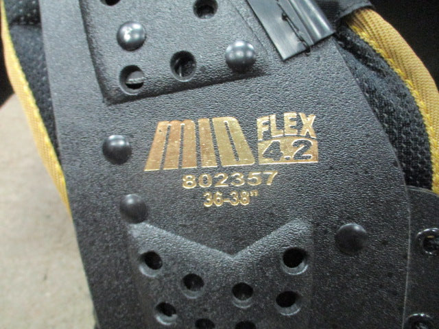 Load image into Gallery viewer, Used Schutt Mid Flex 4.2 Football Shoulder Pads Size Youth Large
