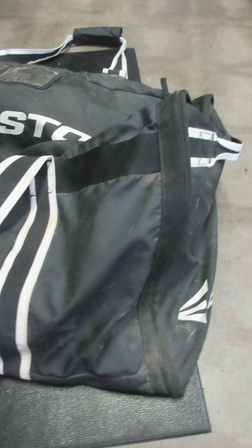 Load image into Gallery viewer, Used Easton Shewolves 82 Hockey Duffle Bag - wear
