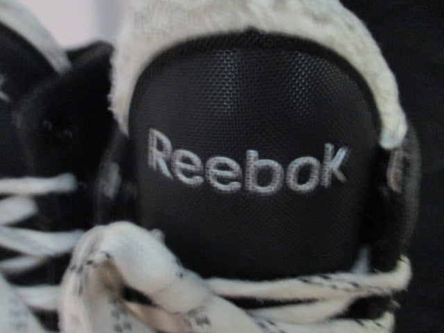 Load image into Gallery viewer, Used Reebok 5K Fitlite Hockey Skates Adult Size 8 / Skate Size 6.5
