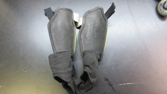 Used Nike Charge 2.0 Shin Guards - Youth Large