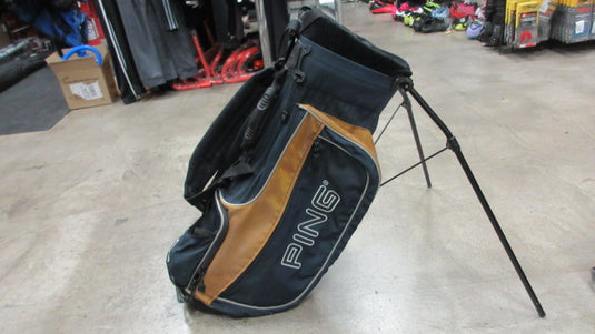 Used Ping Junior Light Weight Stand Alone 5 Divider Golf Bag