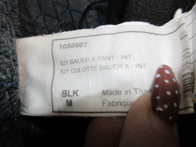 Load image into Gallery viewer, Used Bauer Hockey Breezers - Size Medium
