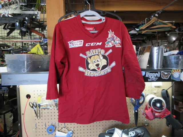 Load image into Gallery viewer, Used CCM Hockey Jersey - Youth Small
