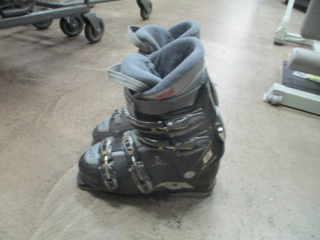 Load image into Gallery viewer, Used Used Nordica 8 W Size 8.5 Downhill Ski Boots
