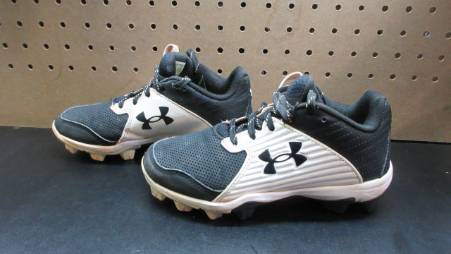 Load image into Gallery viewer, Used Under Armour Lead Off  Baseball Cleats - Size Youth 1.5
