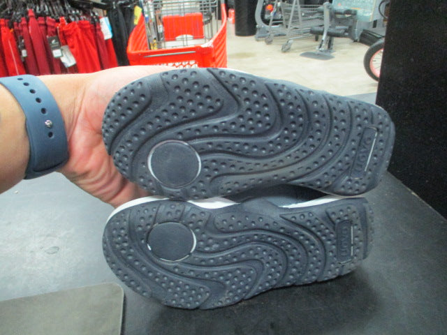 Load image into Gallery viewer, Used Uovo Mondo Youth 9.5 Winter Boots
