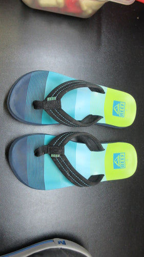 Used Reef Flip Flops - Youth - Blue