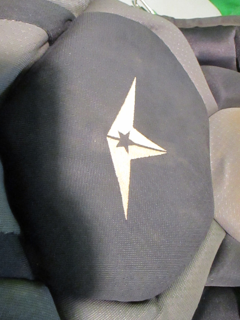 Load image into Gallery viewer, Used All Star System 7 CPCC9127X Youth 9-12 Catchers Chest Protector
