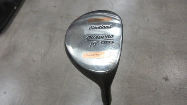Load image into Gallery viewer, Used Cleveland QuadPro 5 Wood 19° Copper Golf Club

